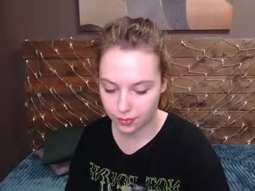 girl
        silvia_rose cam image #1022651