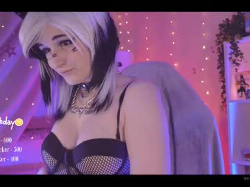 girl
        vronnier cam image #6196656