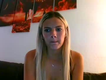 girl
        lacyxtate cam image #198340