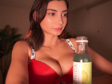 girl
        letiziafulkers1 cam image #3021559