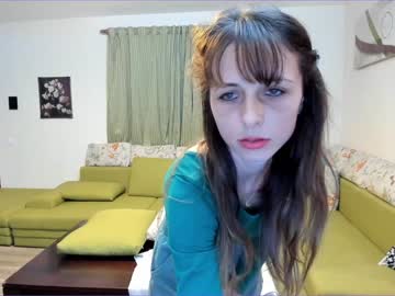girl
        zt0_ cam image #3644870