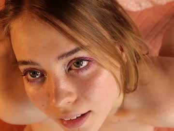 girl
        barbaraweb cam image #1008444