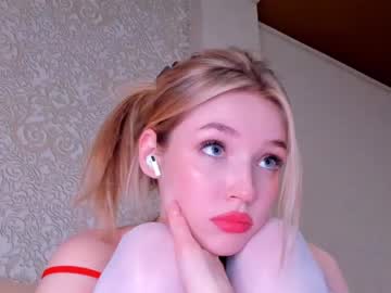 girl
        marceliavsworld cam image #672741