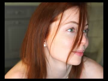 girl
        _elisa_omm_ cam image #865201