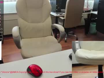 couple
        milf_viktoria cam image #1079513