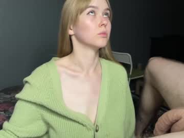 couple
        babyytonight cam image #2322254