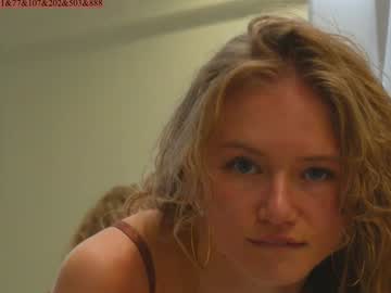 girl
        alexandra_demore cam image #6061304