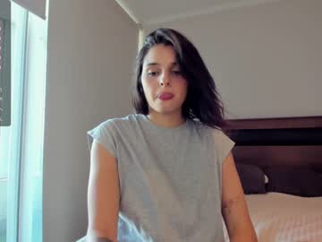 girl
        yourfreakygirl cam image #3472790
