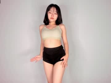 girl
        hee_youn1 cam image #2477300