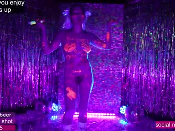 girl
        loollypop24 cam image #6743729