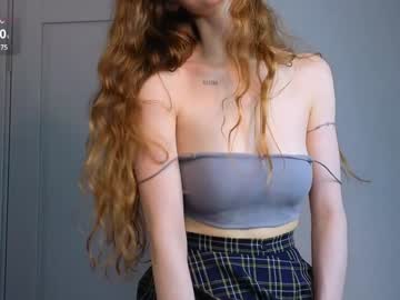 girl
        mira_lanes cam image #5324779
