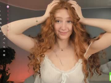 girl
        margarethowell cam image #6724755