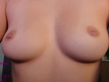 girl
        lindamei cam image #6047867