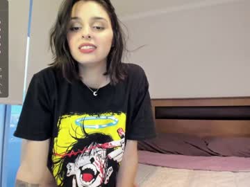 girl
        yourfreakygirl cam image #2619488