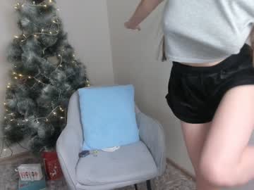 girl
        catherinemahoney cam image #387513