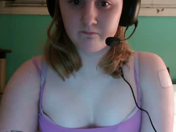 girl
        mistybaby265 cam image #3856953