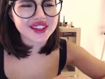 girl
        playnofuckinggames cam image #1664086