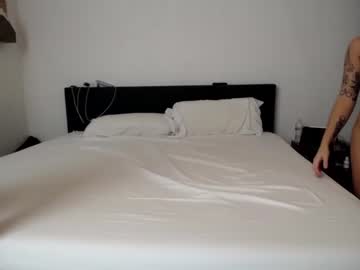 couple
        caitlinanddrew cam image #703301