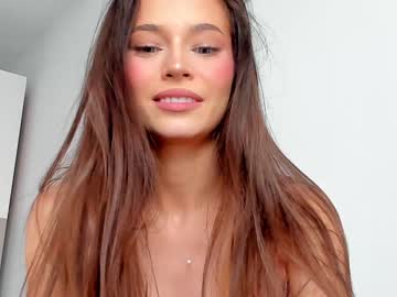 girl
        isia_slay cam image #1939109