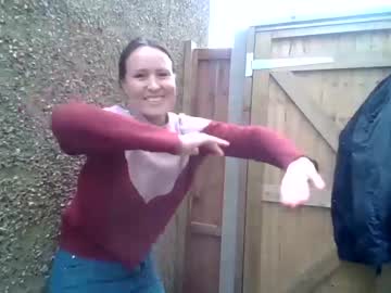 girl
        eatmypie69 cam image #3477164