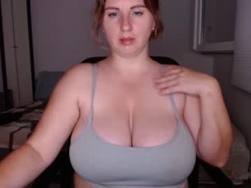 girl
        gentle__woman cam image #1912865