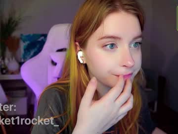 girl
        pocketrocket_ cam image #1621918
