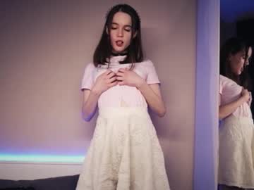 girl
        miss_sweetdream cam image #272514