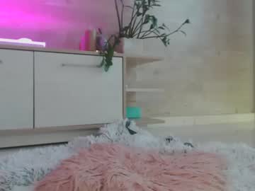 girl
        meryfoxxx cam image #4008656