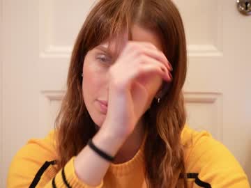 girl
        ellaa91 cam image #318554