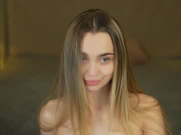 girl
        lana_pulse cam image #5162271