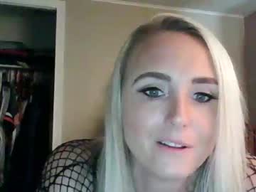 girl
        neversaynogrl cam image #2280386