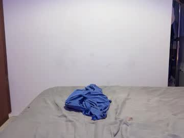 couple
        xesfinge cam image #5629929
