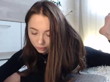 girl
        meryfoxxx cam image #3491061