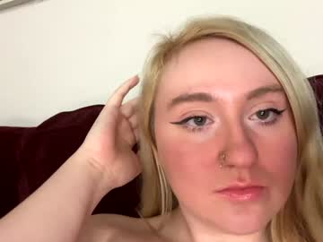 girl
        vanillapuddingpie cam image #5257479