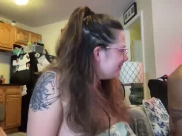 couple
        claptrapxxx cam image #339021