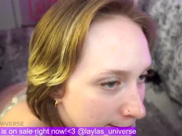 girl
        laylas_universe cam image #4387823