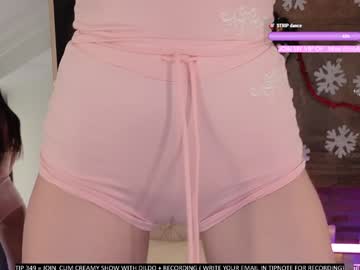 girl
        oooops__ cam image #5779778