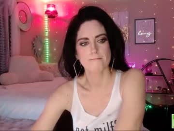 girl
        milf_lacey cam image #3231653