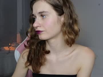 girl
        lolliruth cam image #5191195