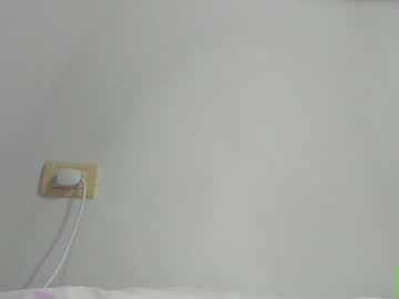 girl
        lucie_beltran cam image #626045