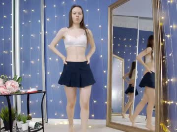 girl
        kriskras__ cam image #1328972