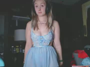 girl
        jaieluv_s cam image #5824448