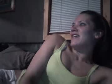 couple
        betchuwishuhadthis69 cam image #1336875