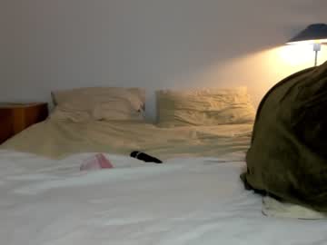 girl
        jsmine_ cam image #2993605