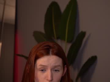 girl
        toxl cam image #3967732