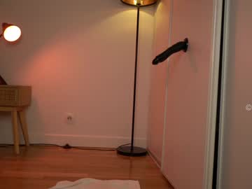 girl
        chloewildd cam image #6778903