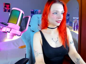girl
        lindi_meow cam image #5854961