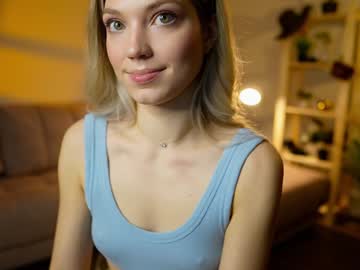 girl
        darlineash cam image #5964064