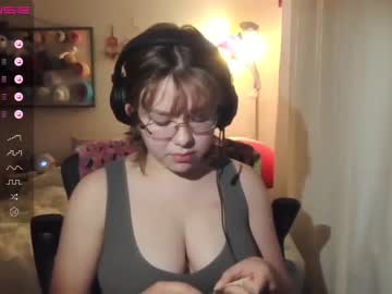 girl
        ftarh18 cam image #2089973