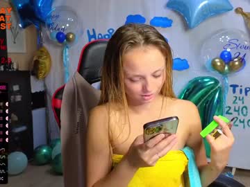 girl
        misss_viki cam image #2101135